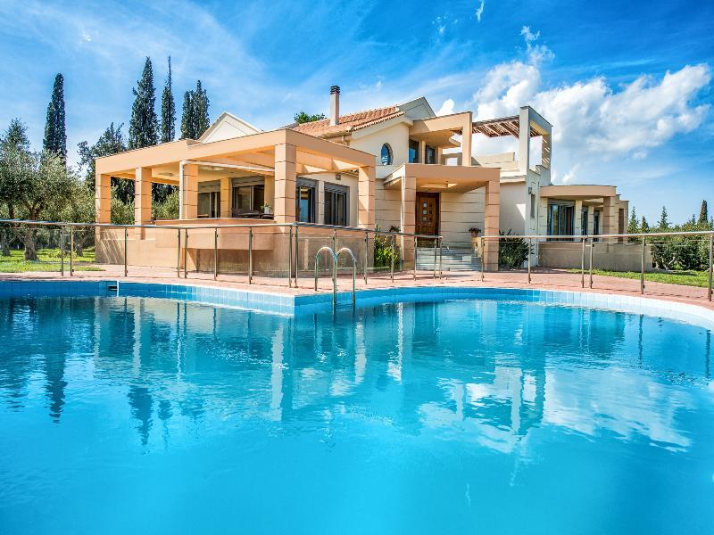 Astarte Villas - Istar Villa With Tennis Court Makhairádhon Exterior foto
