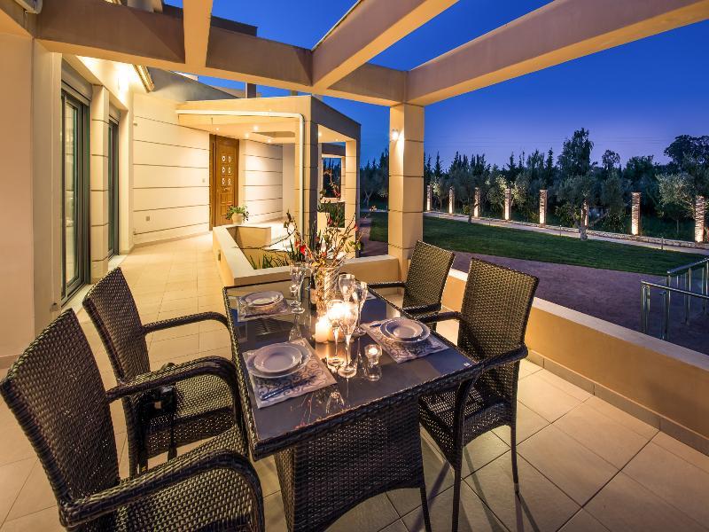 Astarte Villas - Istar Villa With Tennis Court Makhairádhon Exterior foto